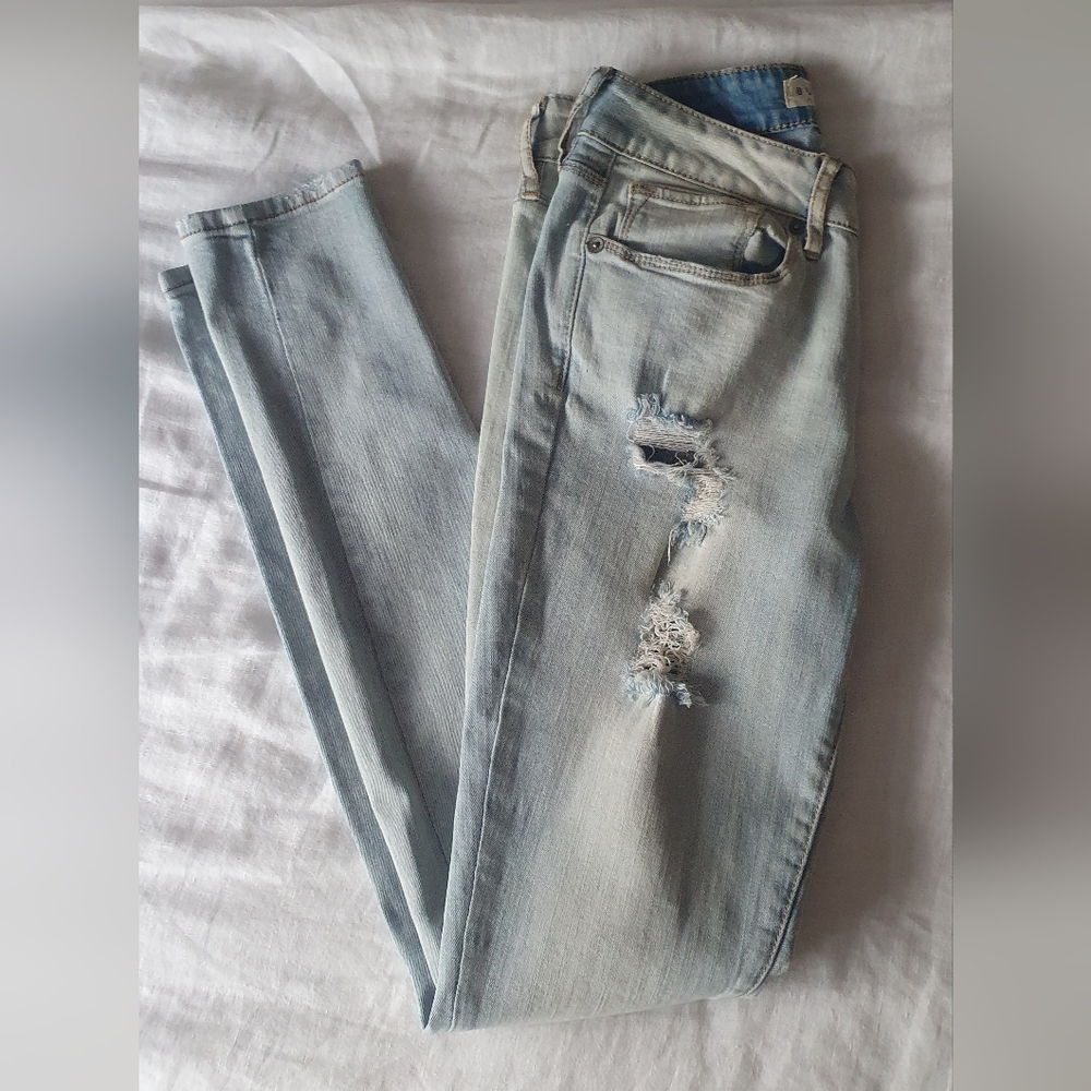 Bullhead Light Blue Distressed Skinny Jeans